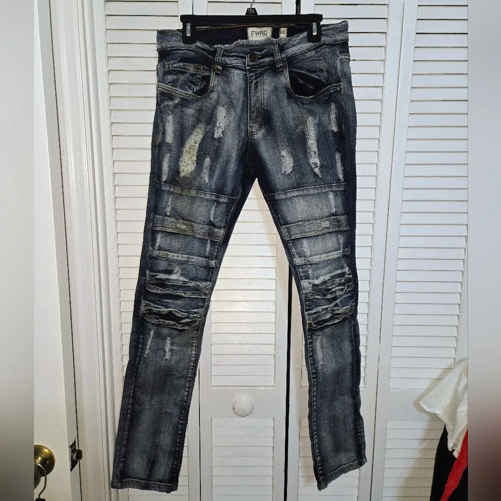 FWRD Denim Men's 32x32 Distressed Jeans